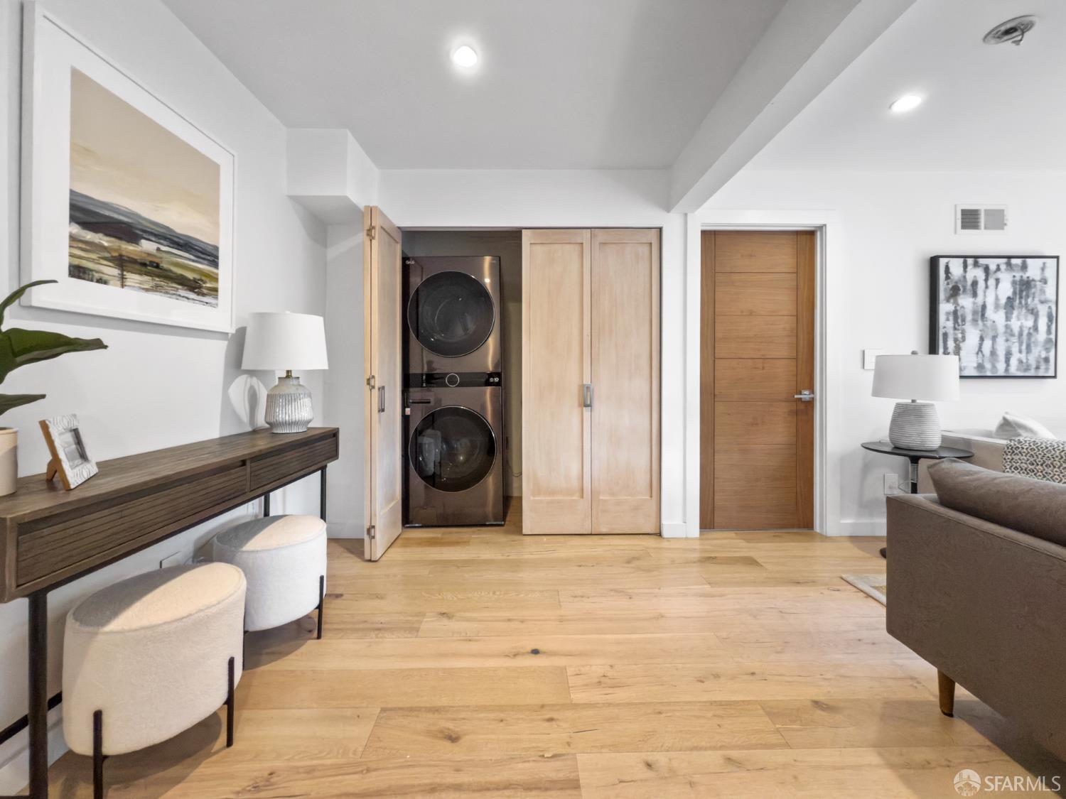 Detail Gallery Image 23 of 31 For 136 Bradford St, San Francisco,  CA 94110 - 4 Beds | 3 Baths