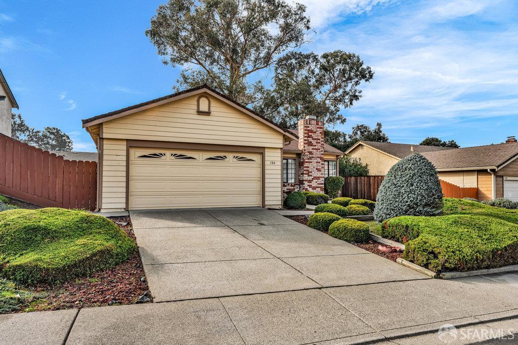 Detail Gallery Image 4 of 61 For 184 Pearce, Hercules,  CA 94547 - 3 Beds | 2 Baths