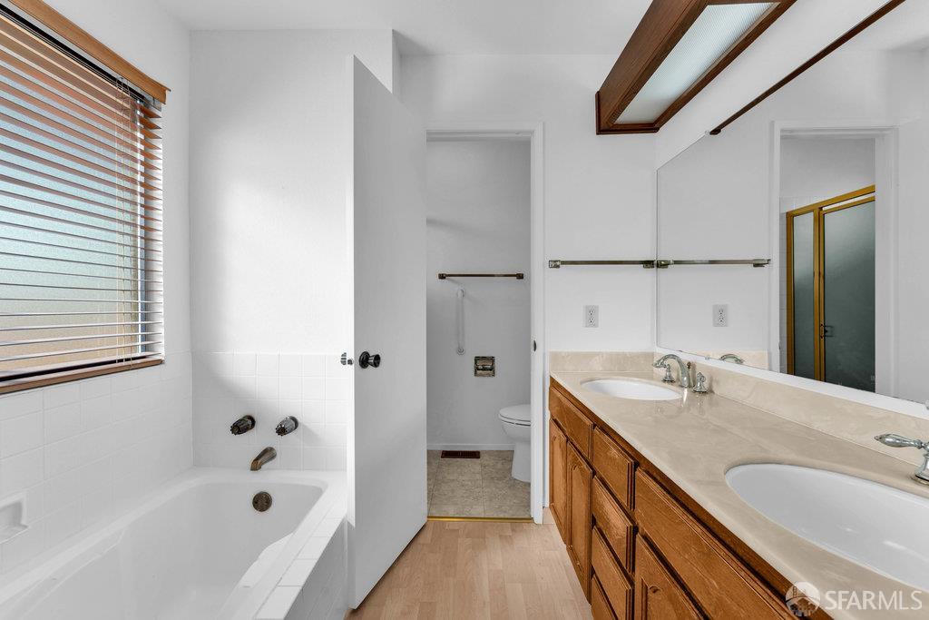 Detail Gallery Image 35 of 61 For 184 Pearce, Hercules,  CA 94547 - 3 Beds | 2 Baths