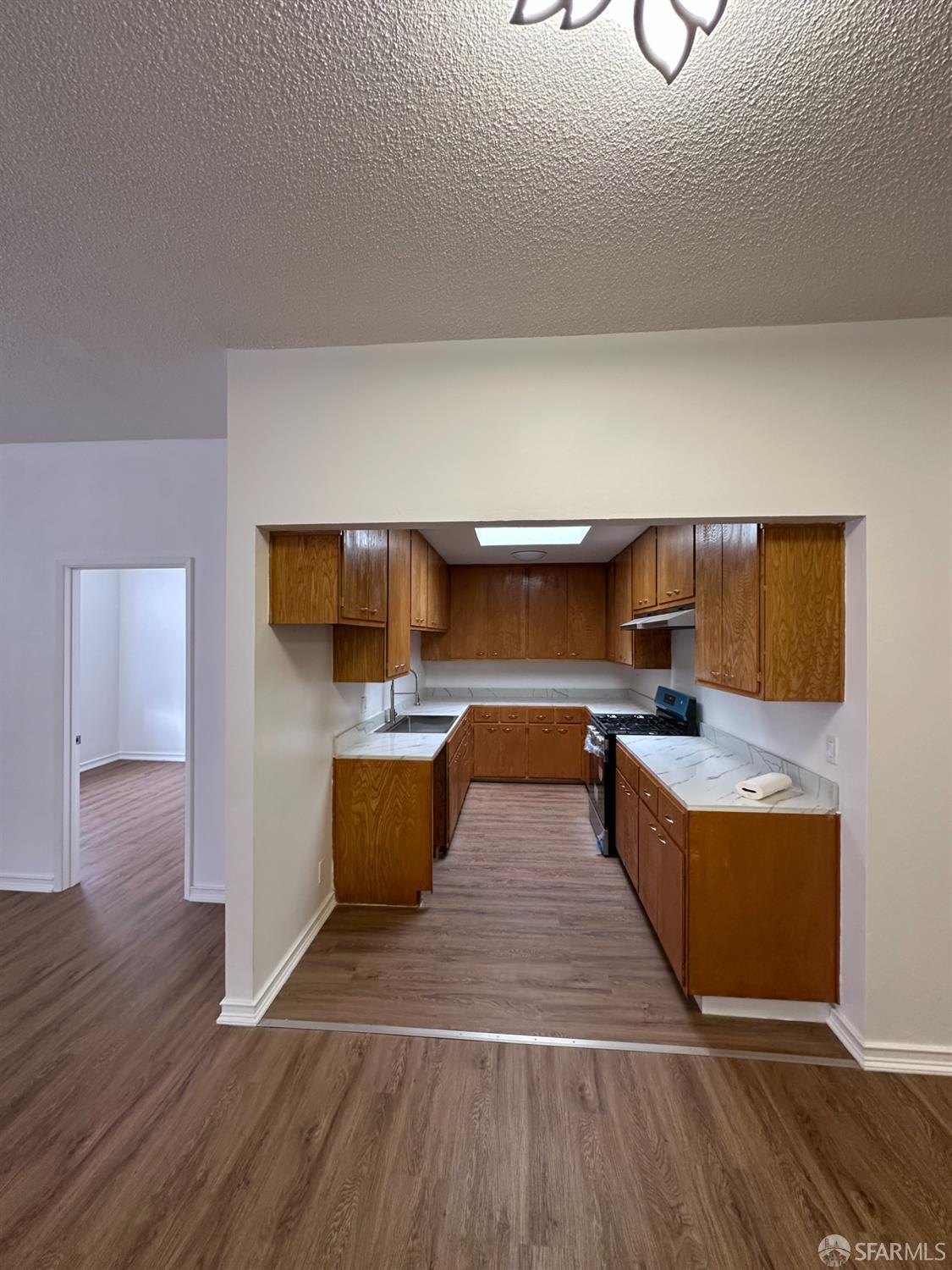 Detail Gallery Image 4 of 7 For 1224 Stockton St, San Francisco,  CA 94133 - – Beds | – Baths