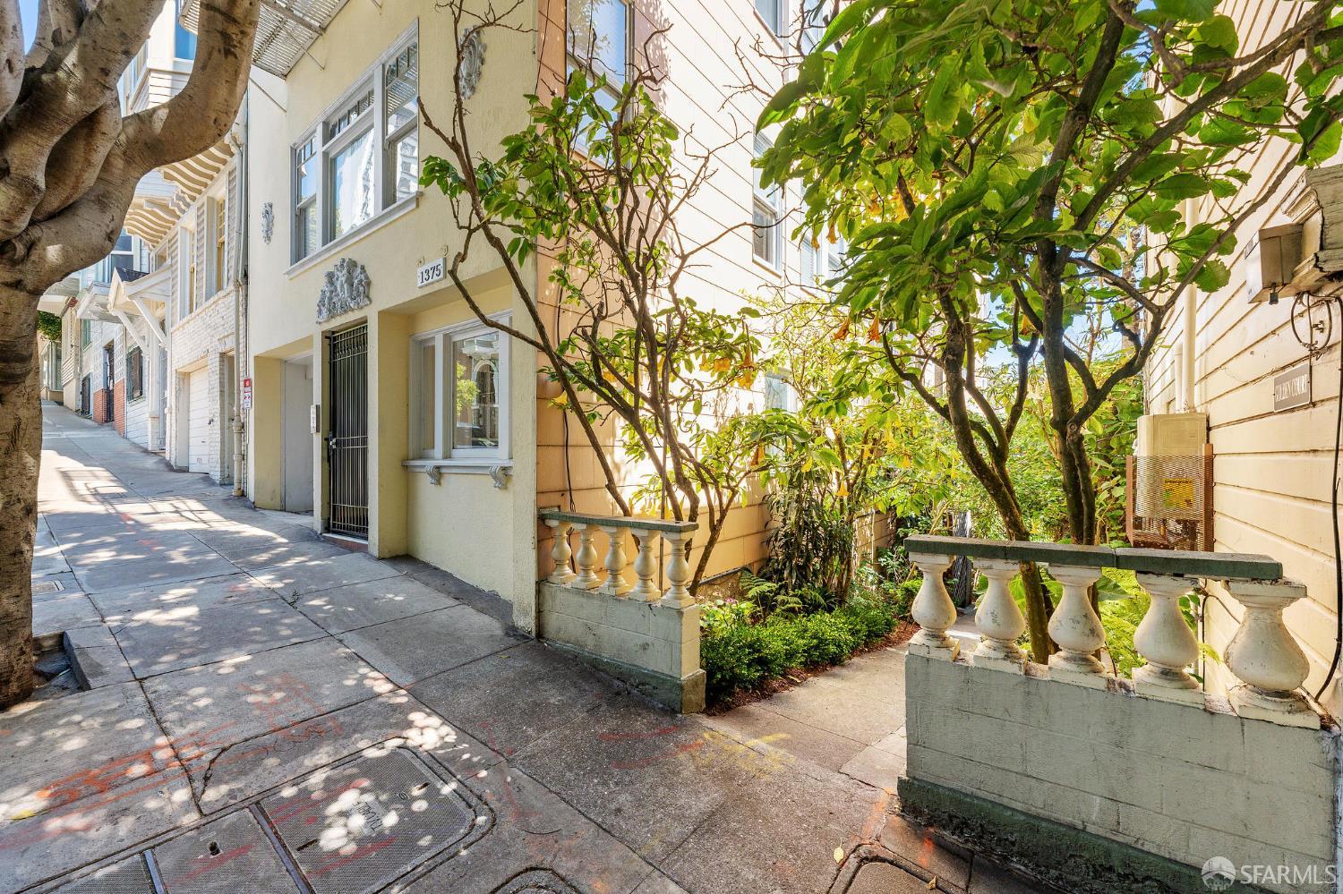 Detail Gallery Image 14 of 19 For 1375 Sacramento St #3,  San Francisco,  CA 94109 - 1 Beds | 1 Baths