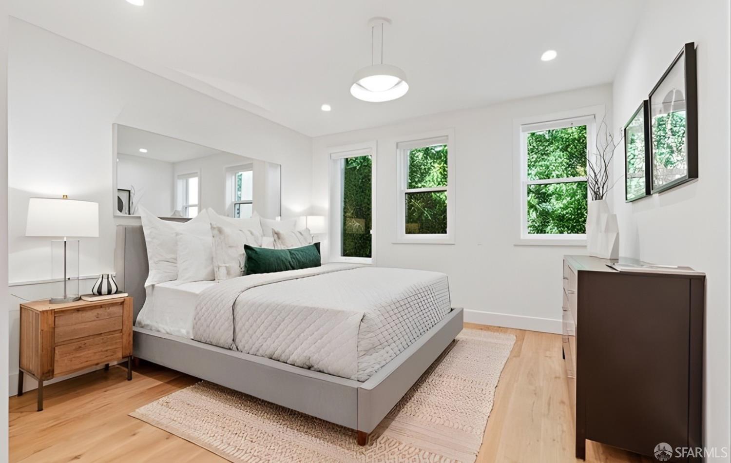 Detail Gallery Image 19 of 57 For 31 Prescott Ct, San Francisco,  CA 94133 - – Beds | – Baths