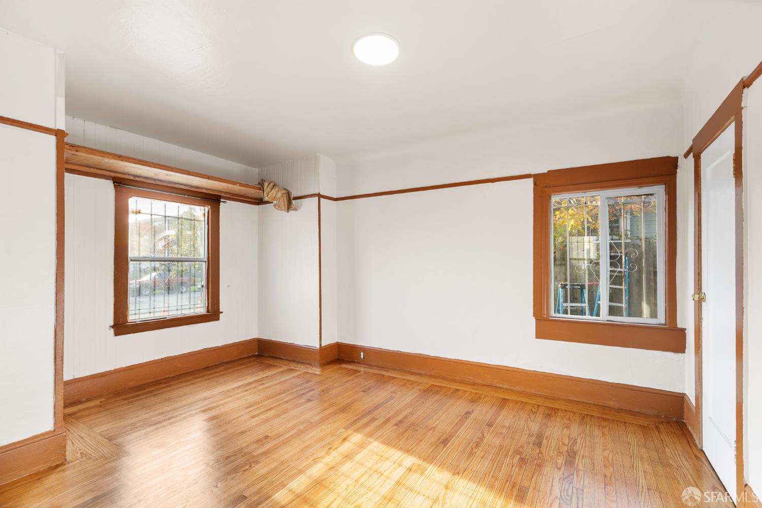 Detail Gallery Image 8 of 70 For 1748 E 15th St, Oakland,  CA 94606 - – Beds | – Baths