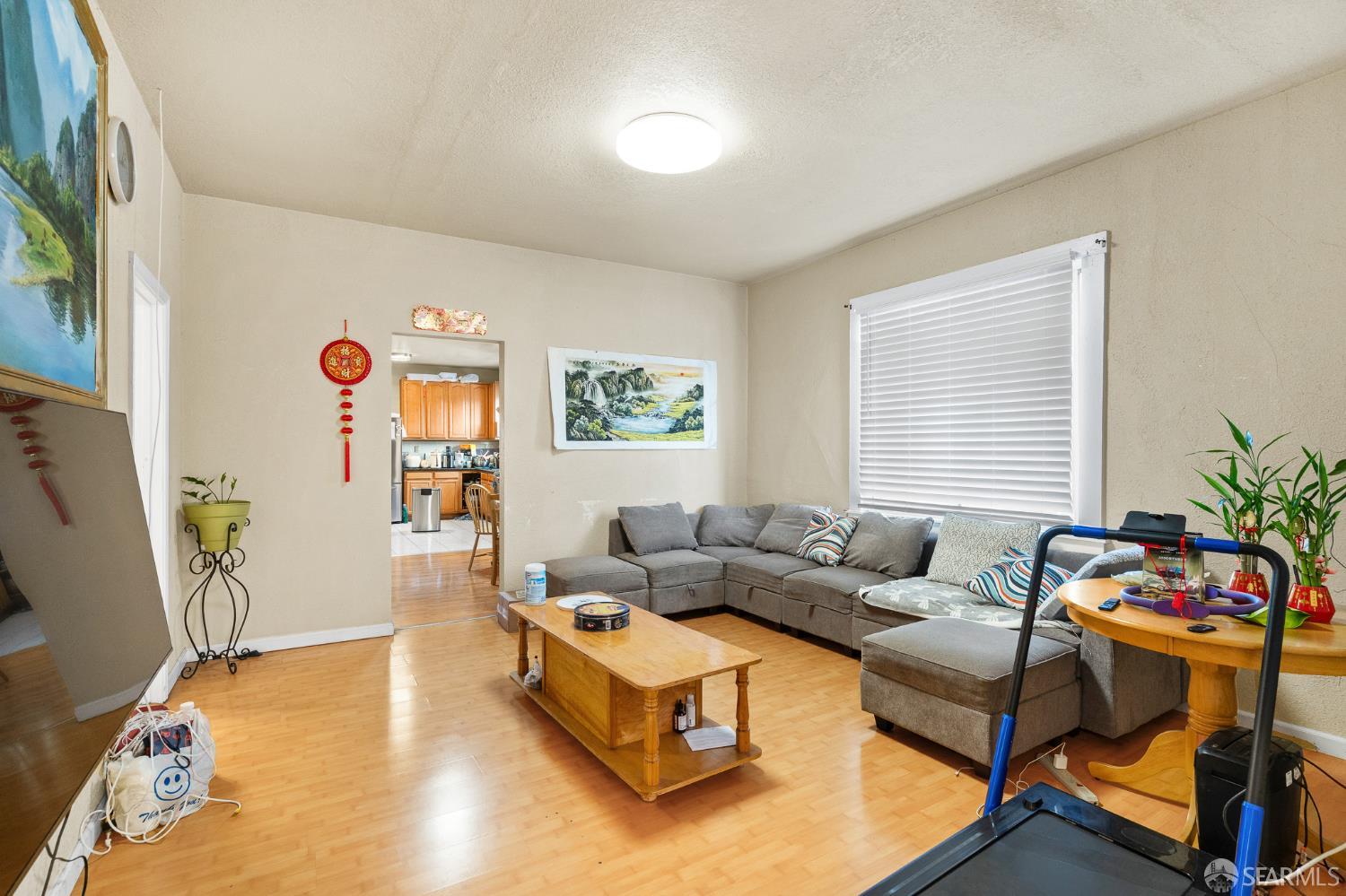 Detail Gallery Image 21 of 70 For 1748 E 15th St, Oakland,  CA 94606 - – Beds | – Baths