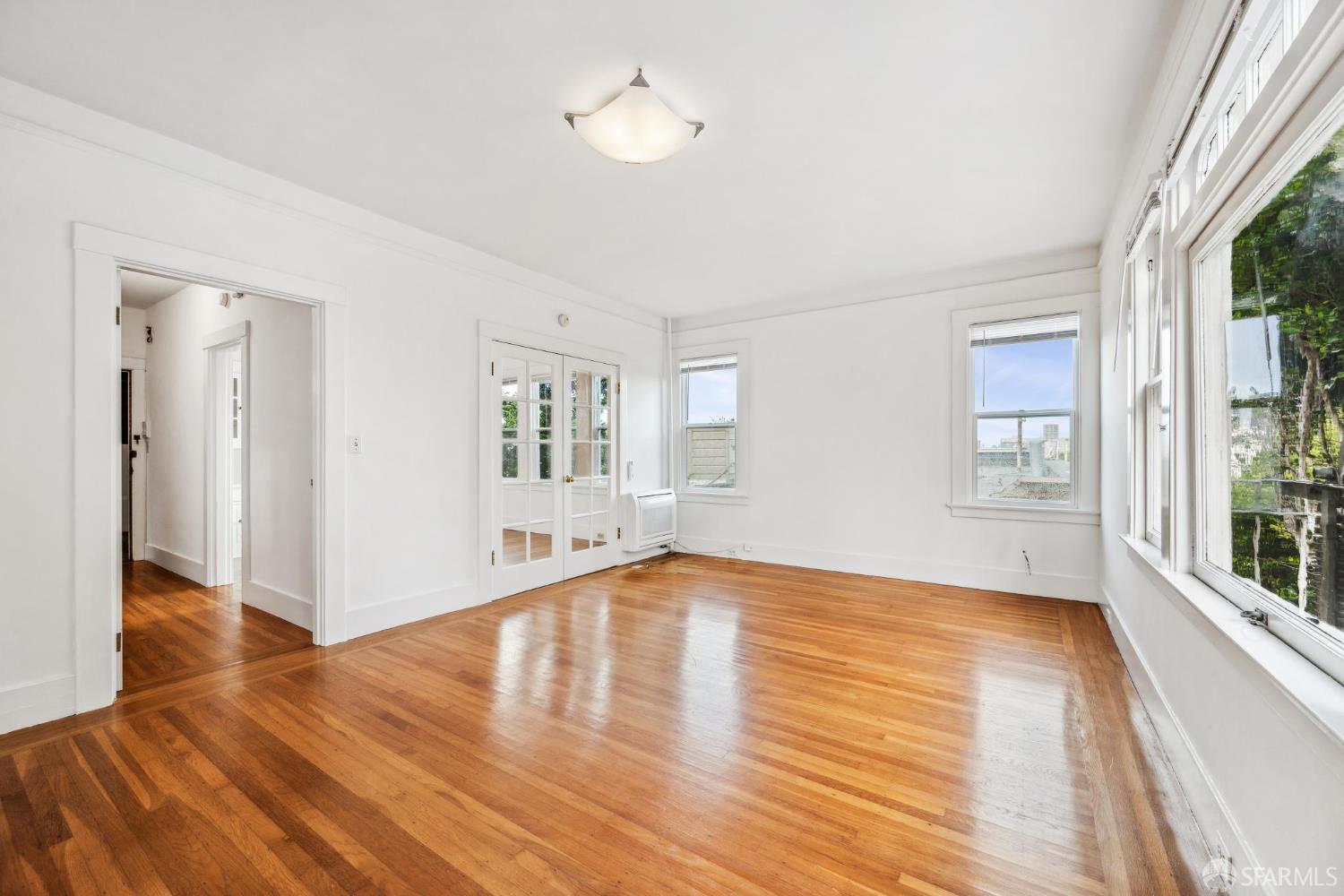 Detail Gallery Image 4 of 19 For 1375 Sacramento St #3,  San Francisco,  CA 94109 - 1 Beds | 1 Baths