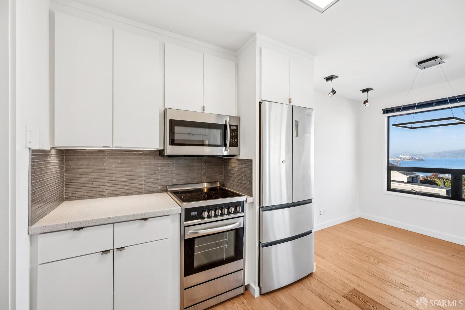 Detail Gallery Image 22 of 52 For 1831 Grant Ave #301,  San Francisco,  CA 94133 - 1 Beds | 1 Baths