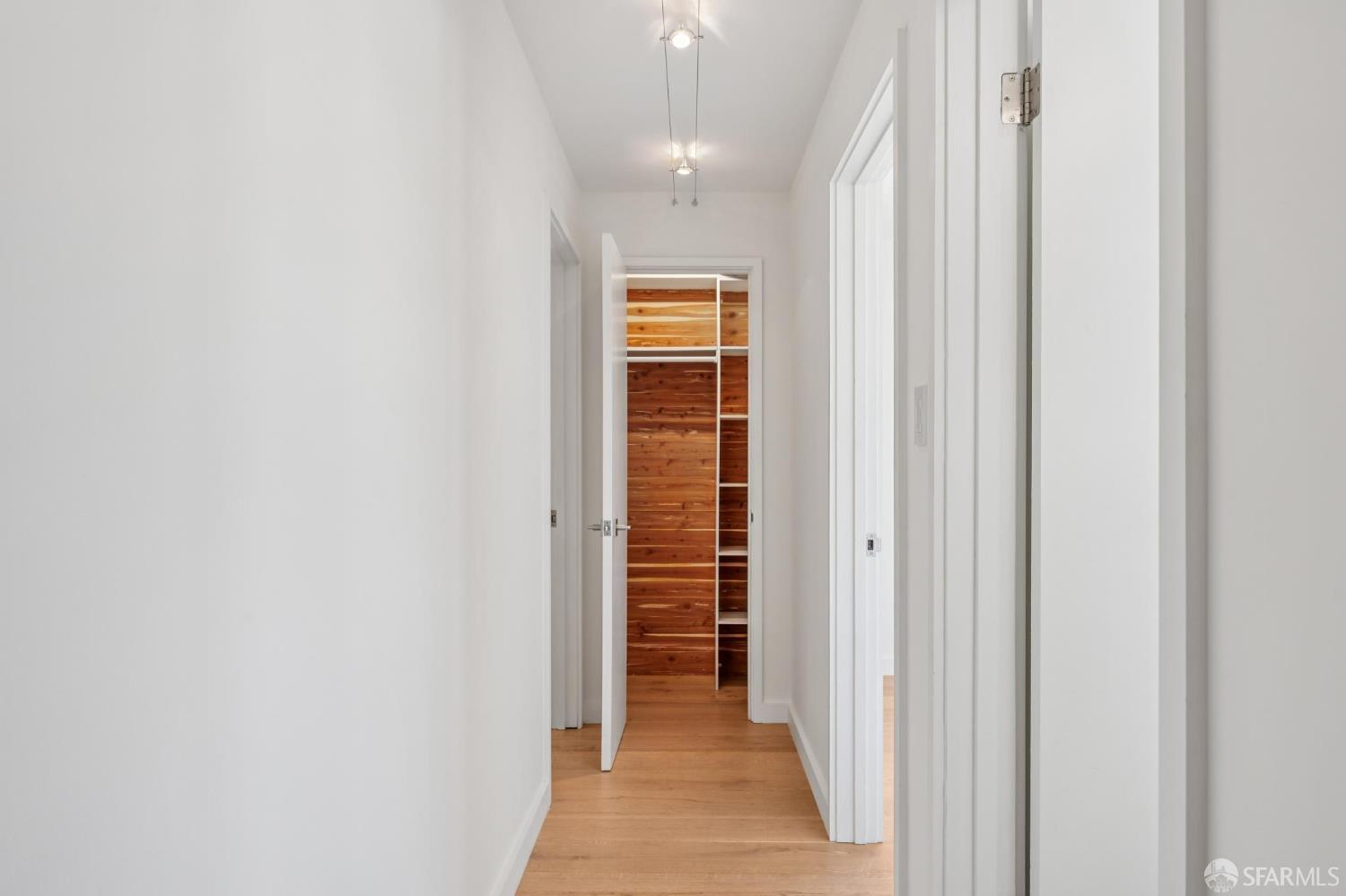 Detail Gallery Image 15 of 52 For 1831 Grant Ave #301,  San Francisco,  CA 94133 - 1 Beds | 1 Baths