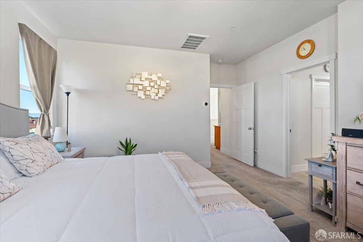 Detail Gallery Image 29 of 73 For 19102 Fallingwater Ln, –,  CA 93933 - 3 Beds | 2/1 Baths