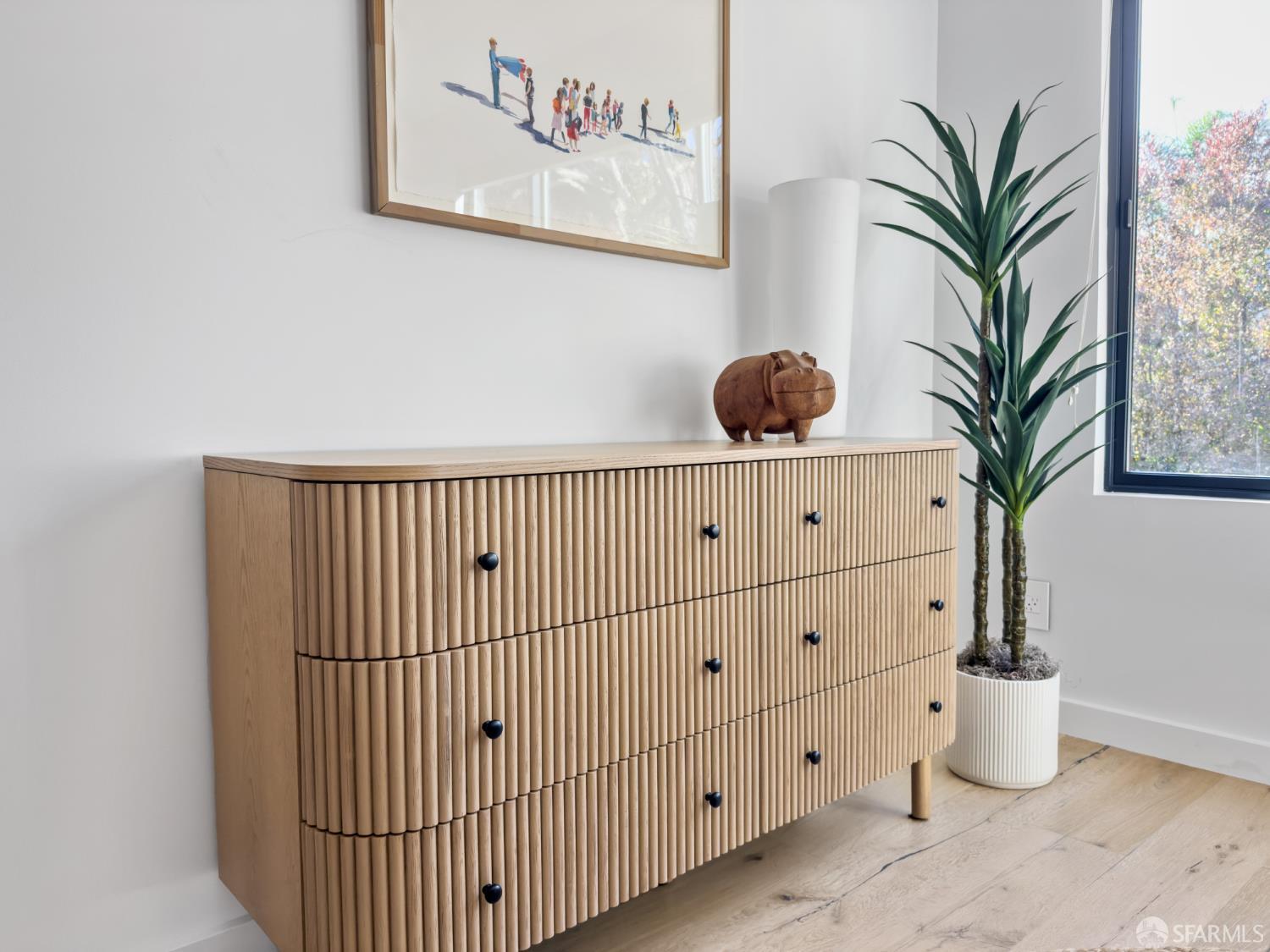 Detail Gallery Image 18 of 31 For 136 Bradford St, San Francisco,  CA 94110 - 4 Beds | 3 Baths