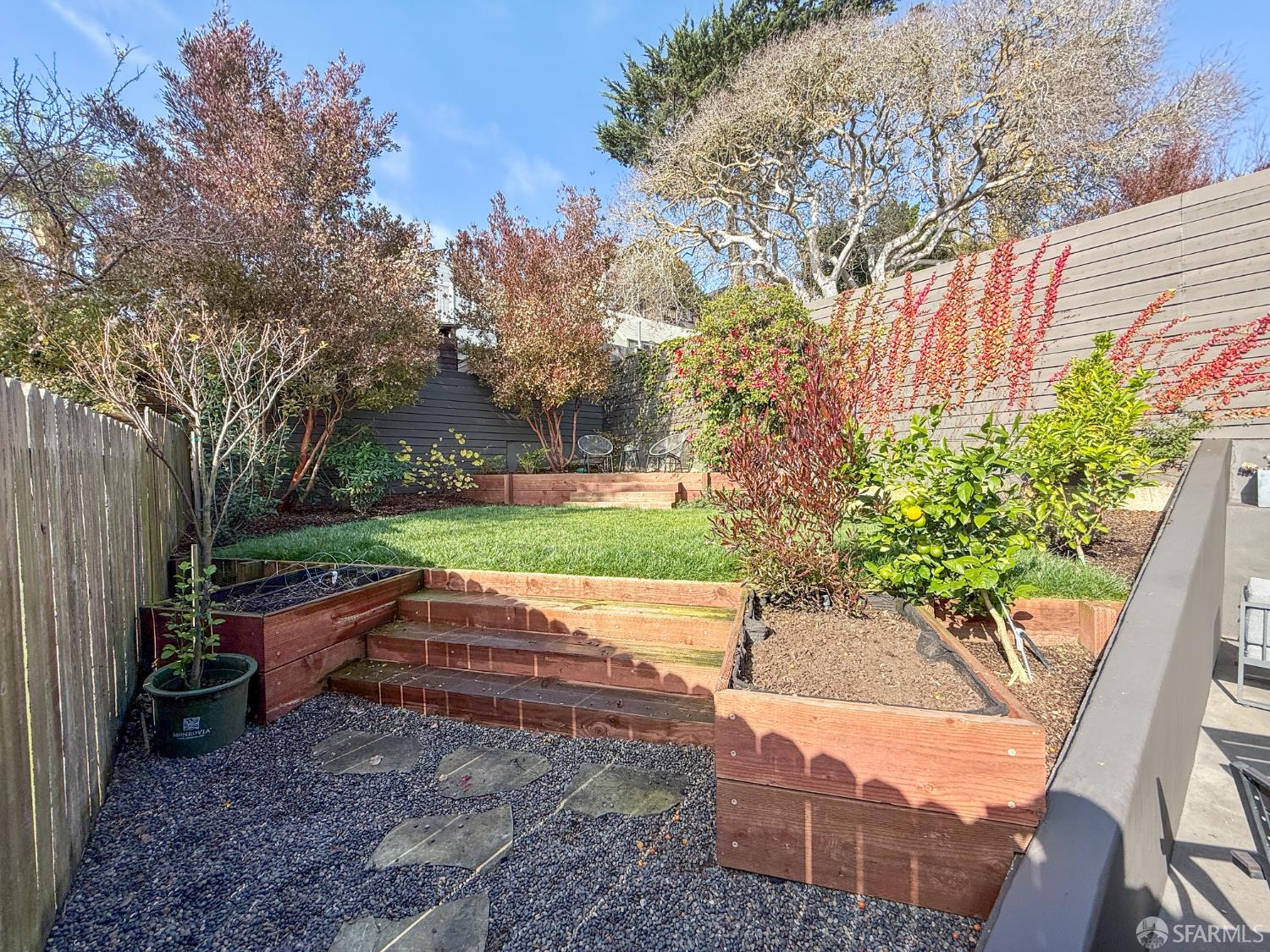 Detail Gallery Image 29 of 31 For 136 Bradford St, San Francisco,  CA 94110 - 4 Beds | 3 Baths