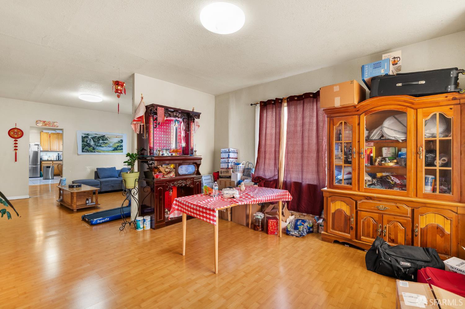 Detail Gallery Image 19 of 70 For 1748 E 15th St, Oakland,  CA 94606 - – Beds | – Baths