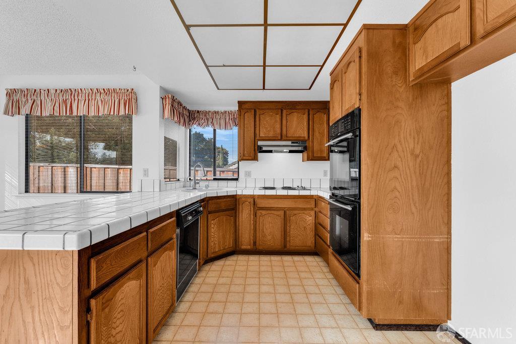 Detail Gallery Image 28 of 61 For 184 Pearce, Hercules,  CA 94547 - 3 Beds | 2 Baths