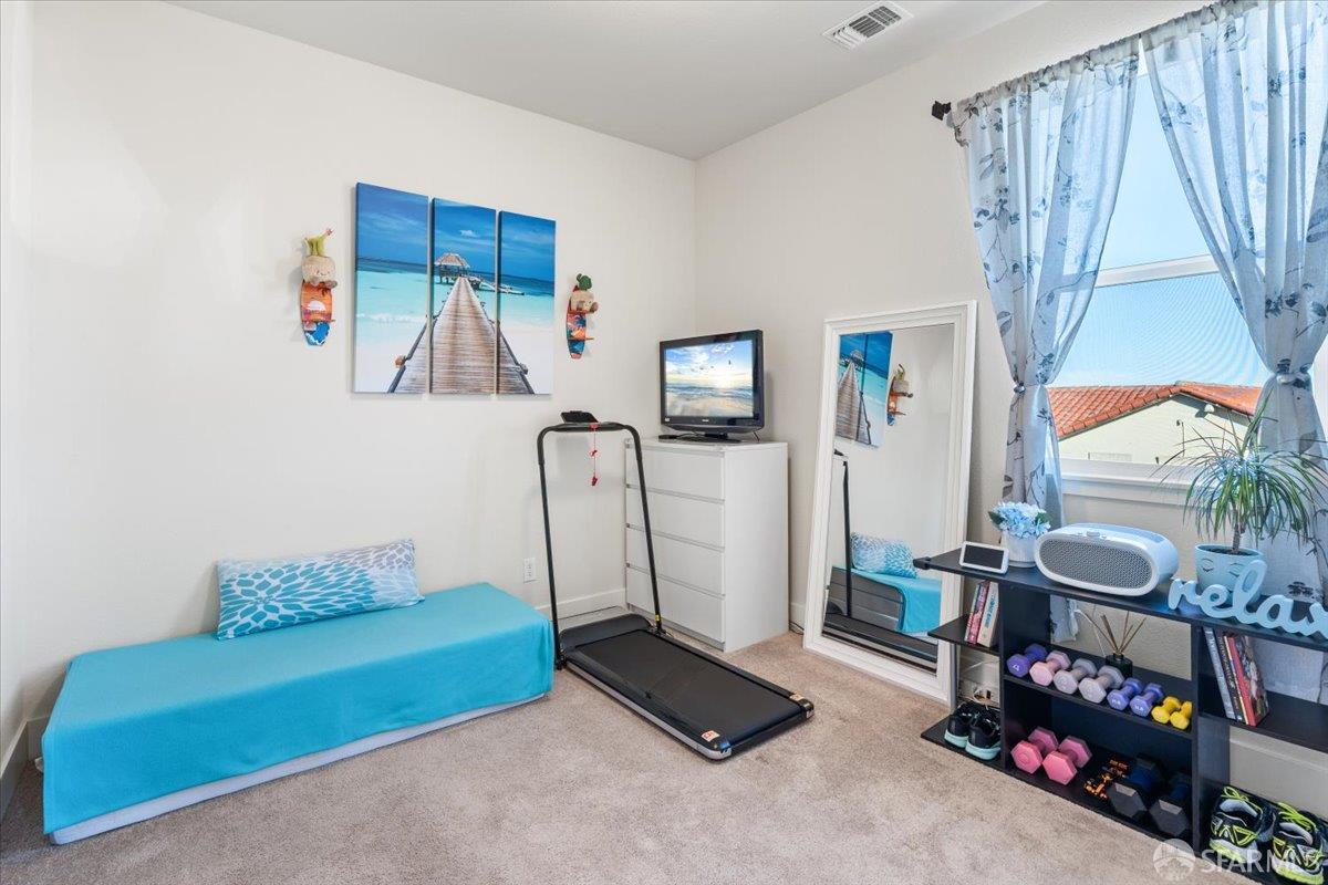 Detail Gallery Image 43 of 73 For 19102 Fallingwater Ln, –,  CA 93933 - 3 Beds | 2/1 Baths