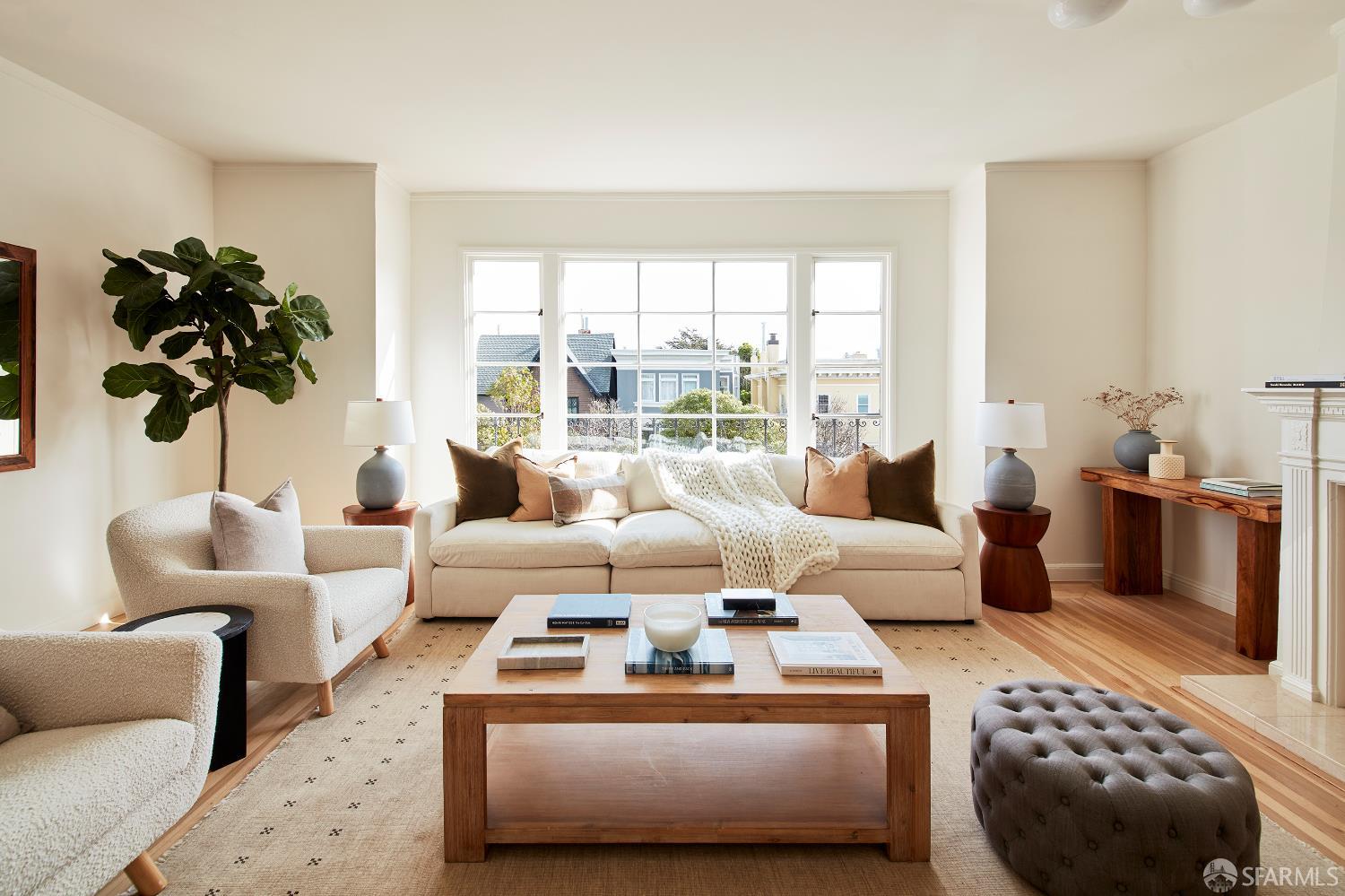 Detail Gallery Image 2 of 24 For 93 Palm Ave, San Francisco,  CA 94118 - 3 Beds | 1 Baths