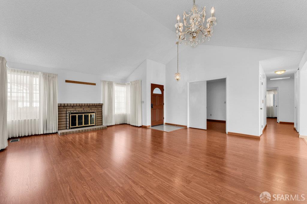 Detail Gallery Image 12 of 61 For 184 Pearce, Hercules,  CA 94547 - 3 Beds | 2 Baths