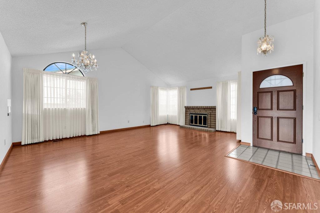 Detail Gallery Image 10 of 61 For 184 Pearce, Hercules,  CA 94547 - 3 Beds | 2 Baths