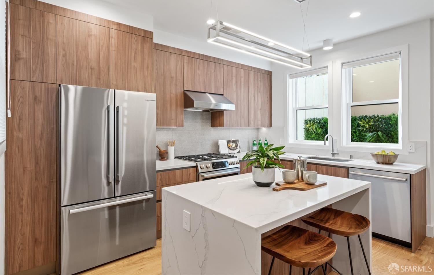 Detail Gallery Image 27 of 57 For 31 Prescott Ct, San Francisco,  CA 94133 - – Beds | – Baths