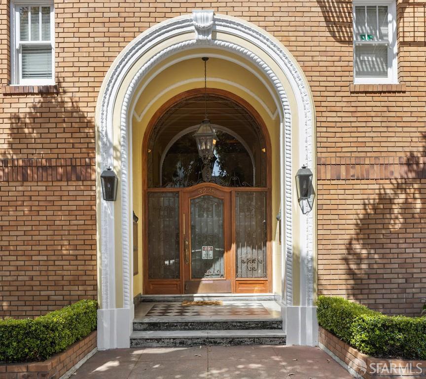 Photo #3: 425089998 Listing: Photo #3