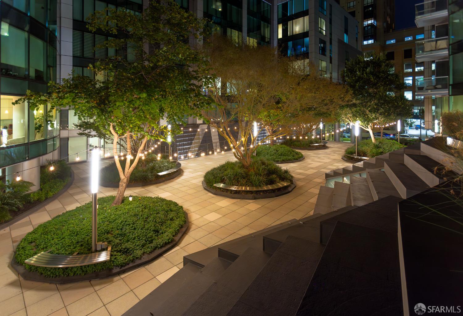 Detail Gallery Image 65 of 77 For 301 Main St 16h,  San Francisco,  CA 94105 - 2 Beds | 2 Baths