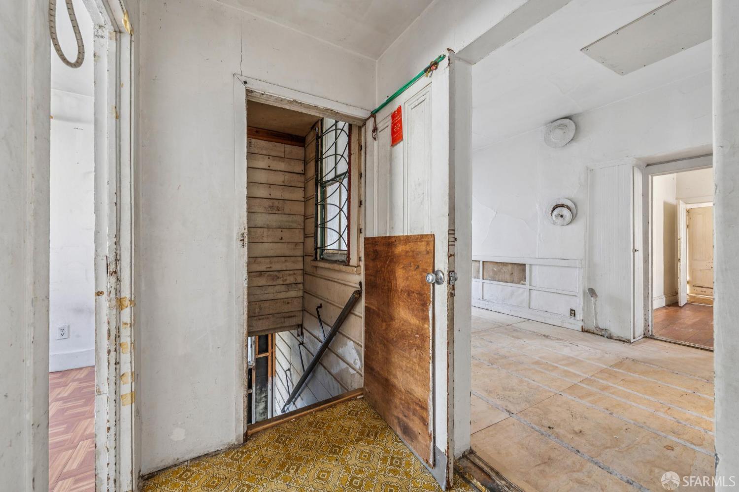 Detail Gallery Image 26 of 47 For 670 Sycamore St, Oakland,  CA 94612 - 2 Beds | 1 Baths