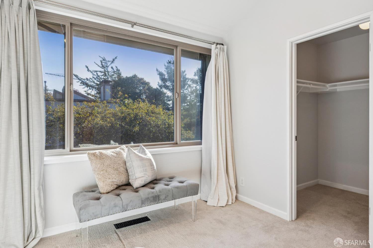 Detail Gallery Image 25 of 51 For 1152 Admiralty Ln, Alameda,  CA 94502 - 3 Beds | 1/1 Baths