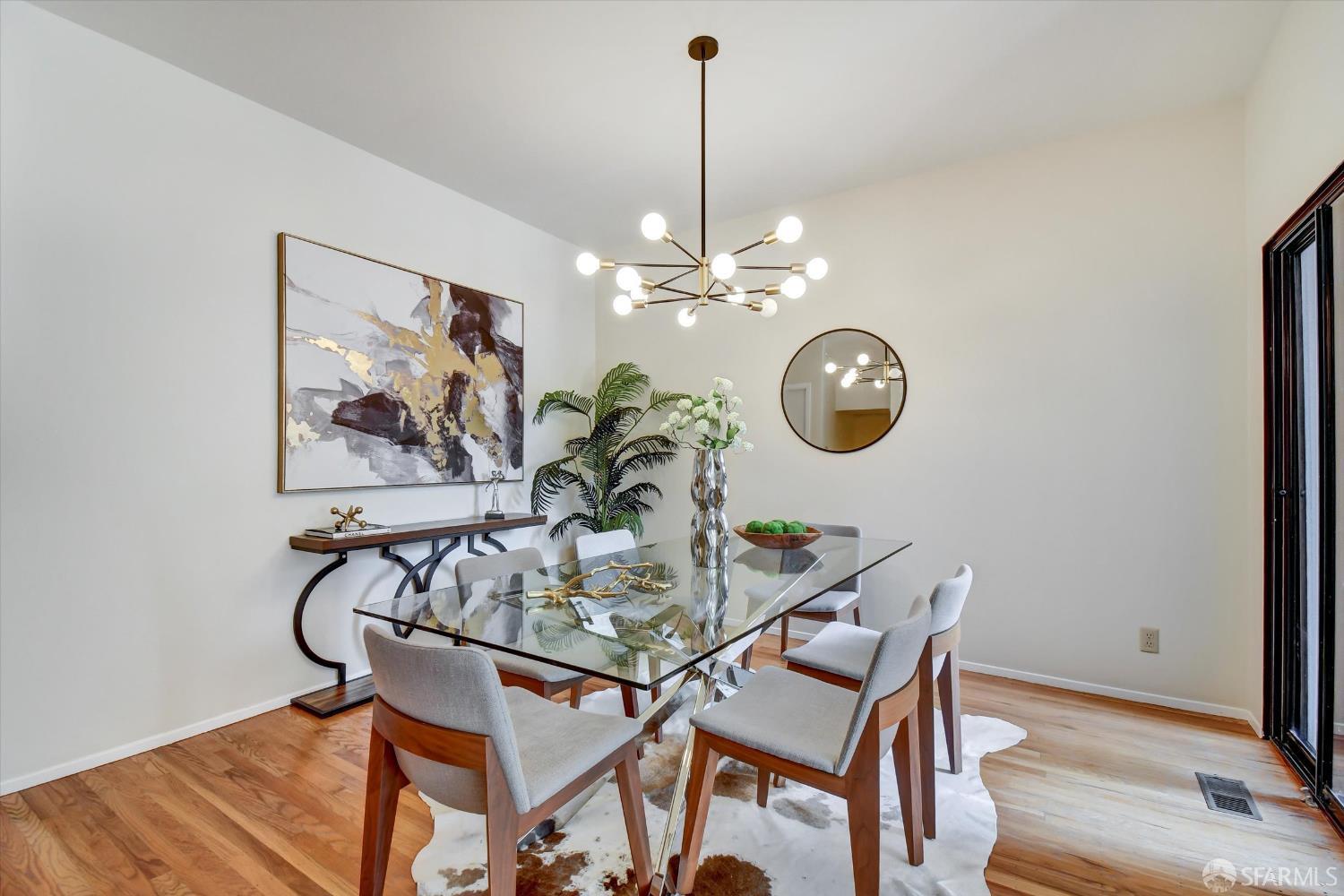 Detail Gallery Image 10 of 71 For 115 S Lake Merced Hls, San Francisco,  CA 94132 - 3 Beds | 2/1 Baths