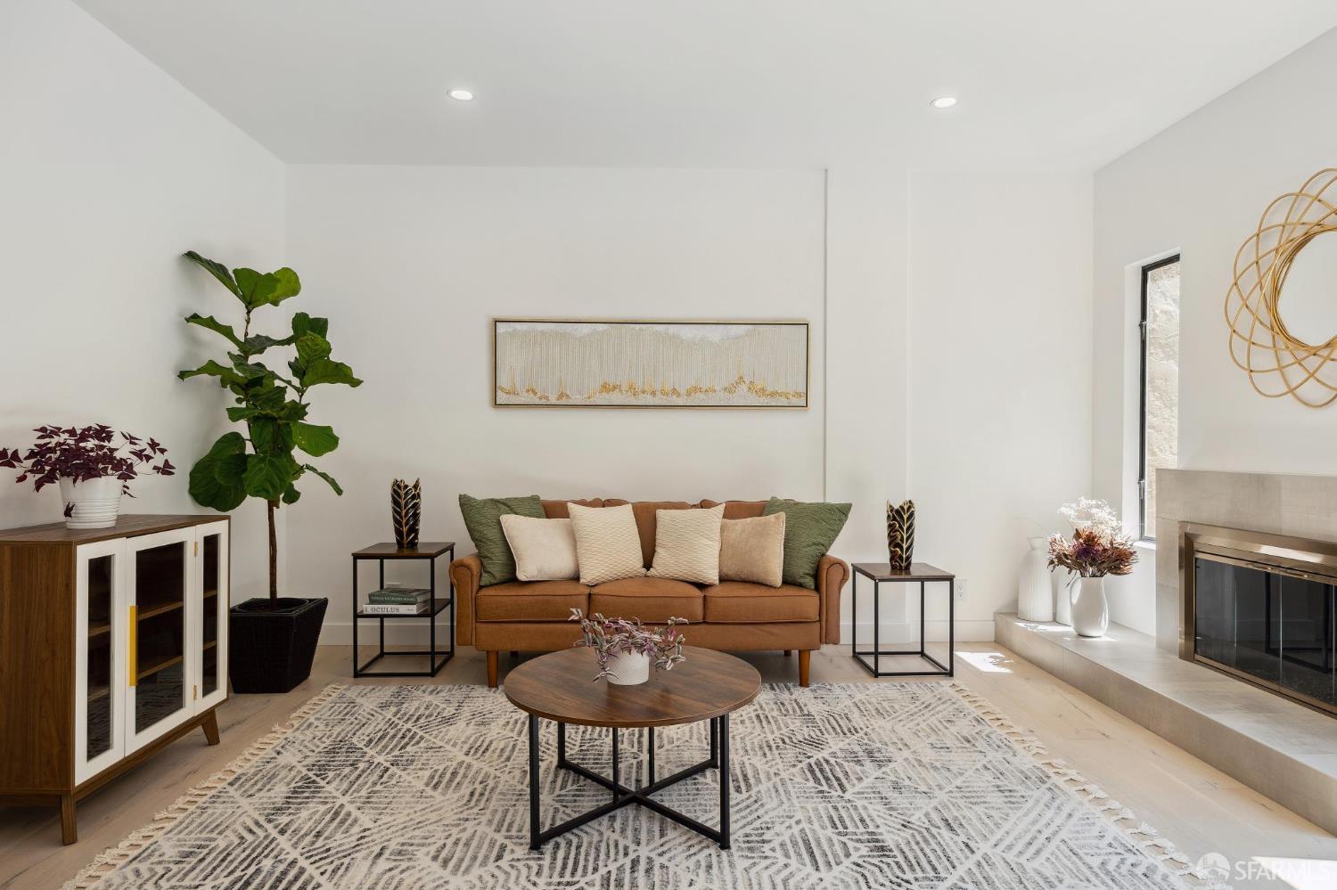 Detail Gallery Image 4 of 42 For 134 Galewood Cir, San Francisco,  CA 94131 - 2 Beds | 2/1 Baths