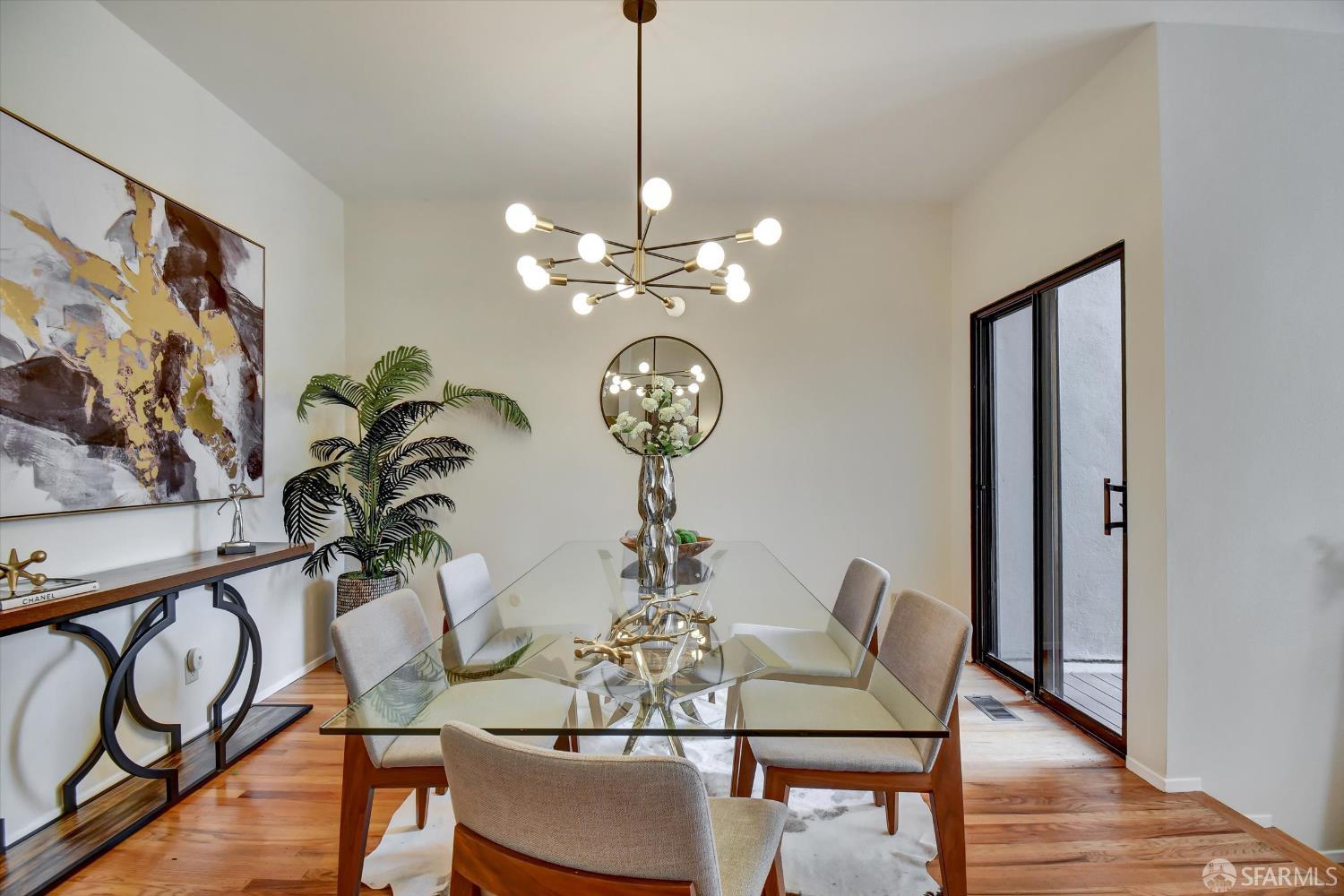 Detail Gallery Image 13 of 71 For 115 S Lake Merced Hls, San Francisco,  CA 94132 - 3 Beds | 2/1 Baths