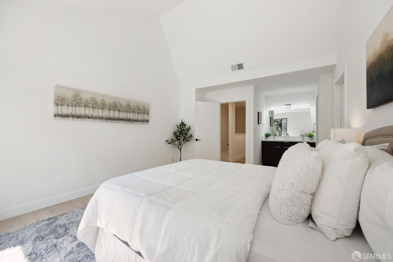 Detail Gallery Image 31 of 42 For 134 Galewood Cir, San Francisco,  CA 94131 - 2 Beds | 2/1 Baths