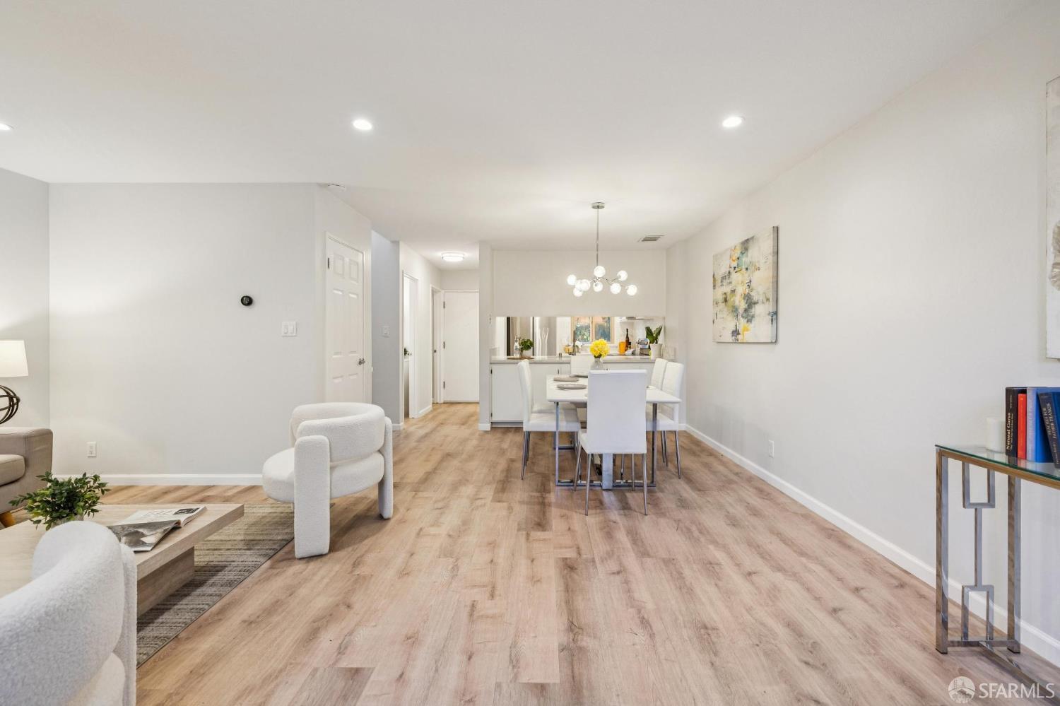 Detail Gallery Image 11 of 51 For 1152 Admiralty Ln, Alameda,  CA 94502 - 3 Beds | 1/1 Baths