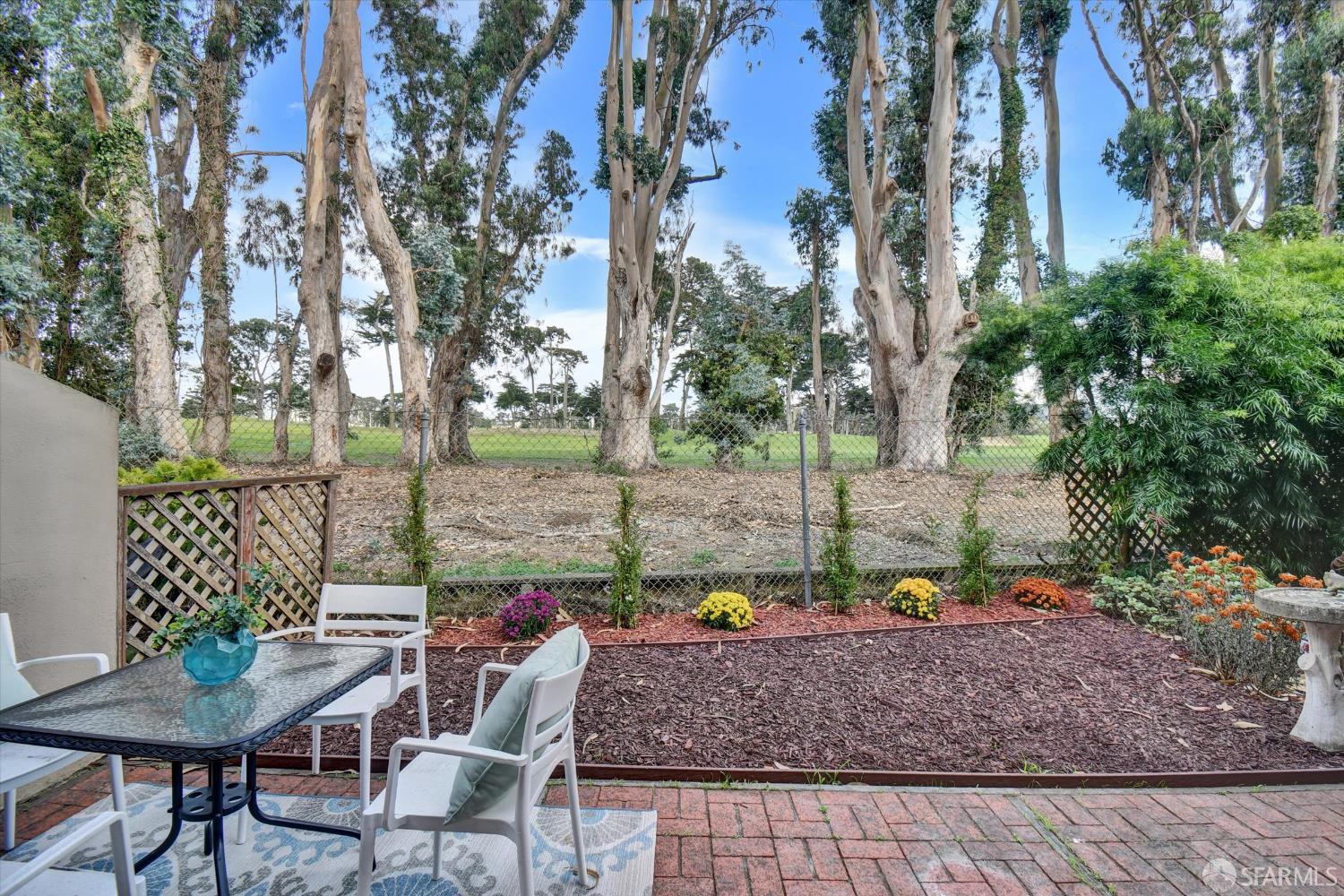 Detail Gallery Image 31 of 71 For 115 S Lake Merced Hls, San Francisco,  CA 94132 - 3 Beds | 2/1 Baths