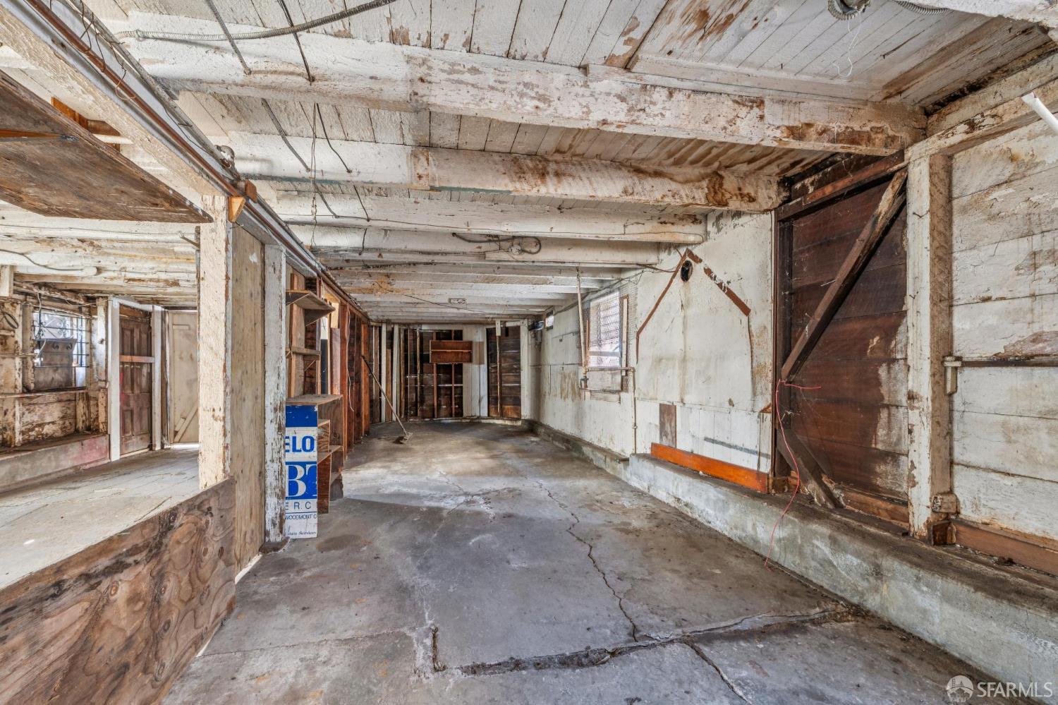 Detail Gallery Image 36 of 47 For 670 Sycamore St, Oakland,  CA 94612 - 2 Beds | 1 Baths