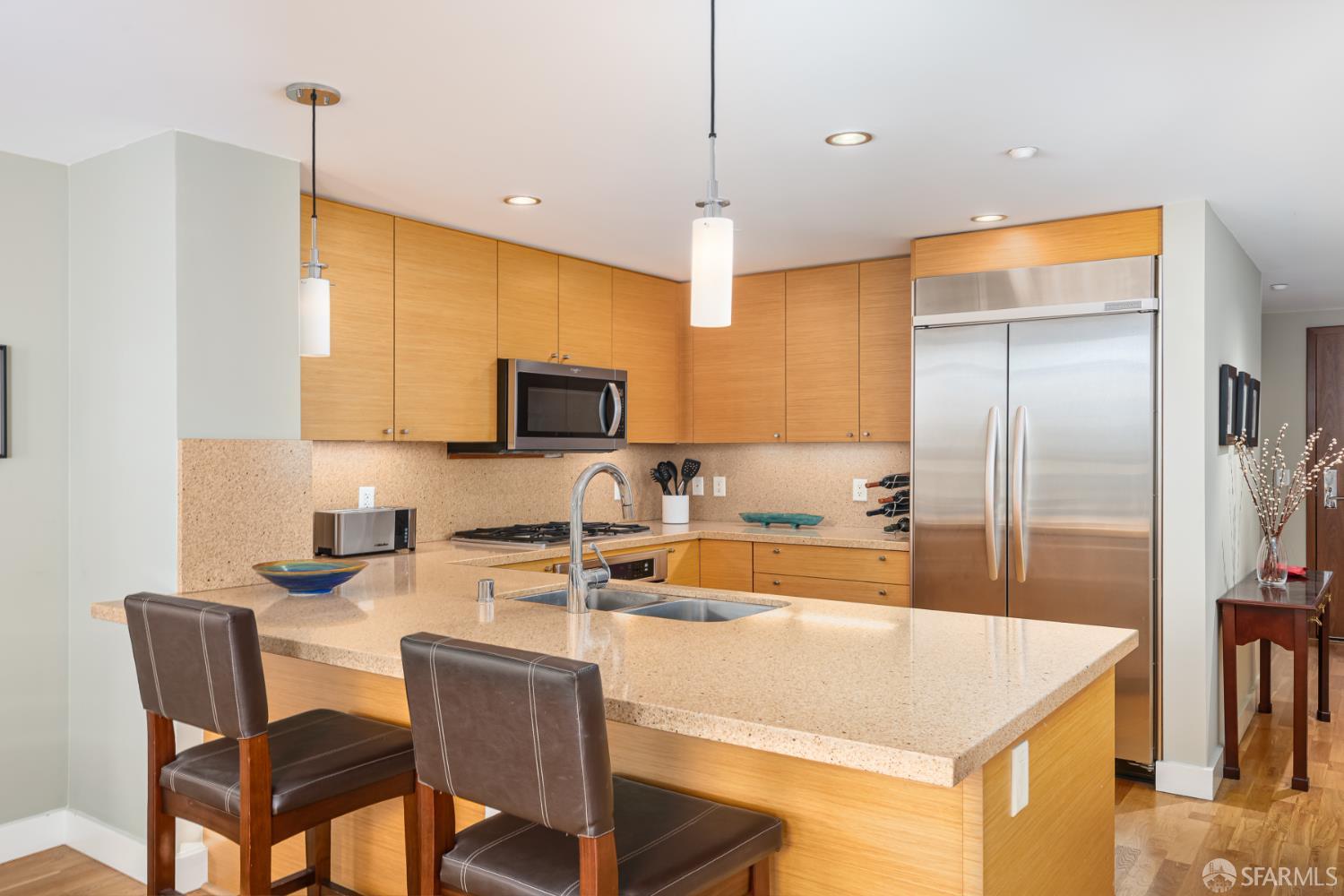 Detail Gallery Image 11 of 30 For 330 Mission Bay Blvd #502,  San Francisco,  CA 94158 - 1 Beds | 1/1 Baths