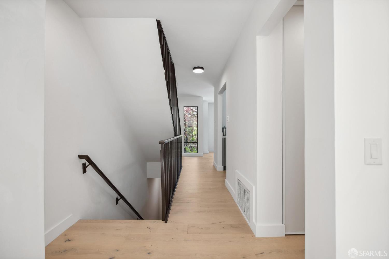 Detail Gallery Image 14 of 42 For 134 Galewood Cir, San Francisco,  CA 94131 - 2 Beds | 2/1 Baths