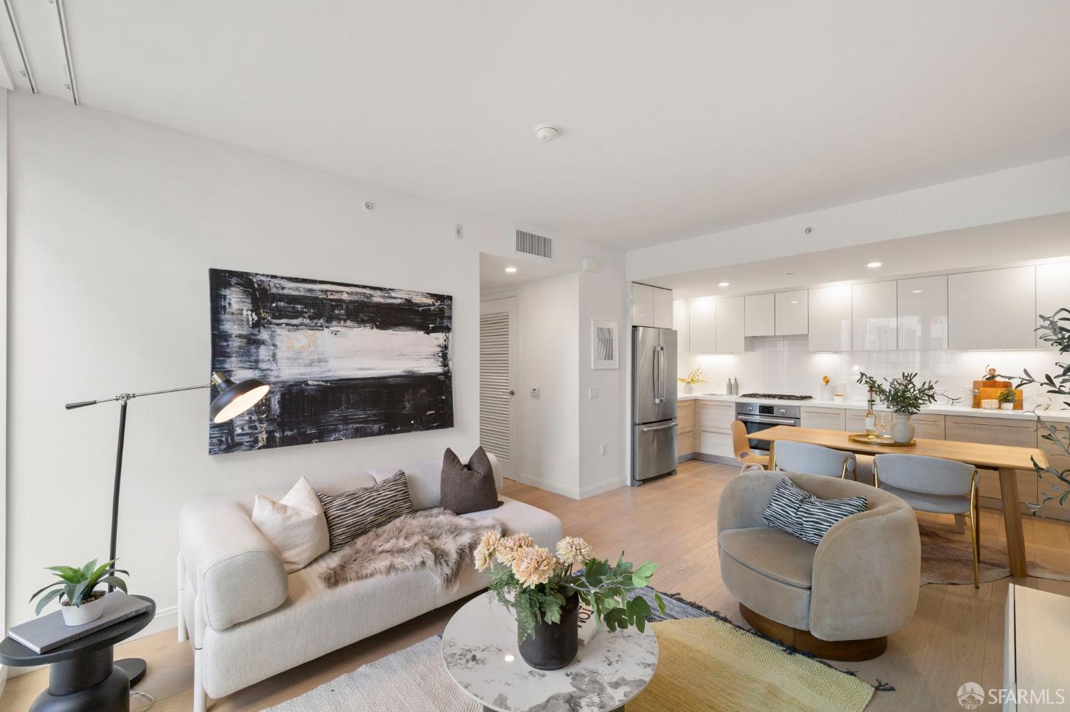 Detail Gallery Image 3 of 36 For 555 Fulton St #301,  San Francisco,  CA 94102 - 1 Beds | 1 Baths