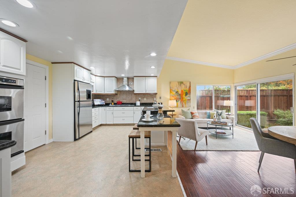 Detail Gallery Image 14 of 58 For 4572 Ross Gate Way, Pleasanton,  CA 94566 - 3 Beds | 2 Baths