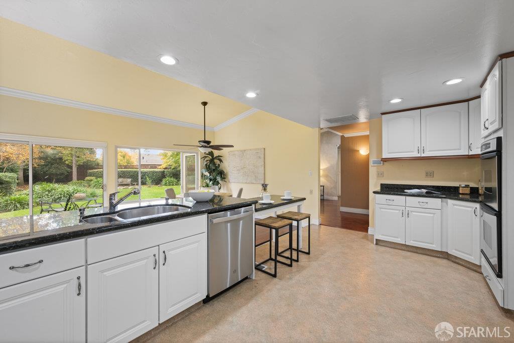 Detail Gallery Image 19 of 58 For 4572 Ross Gate Way, Pleasanton,  CA 94566 - 3 Beds | 2 Baths