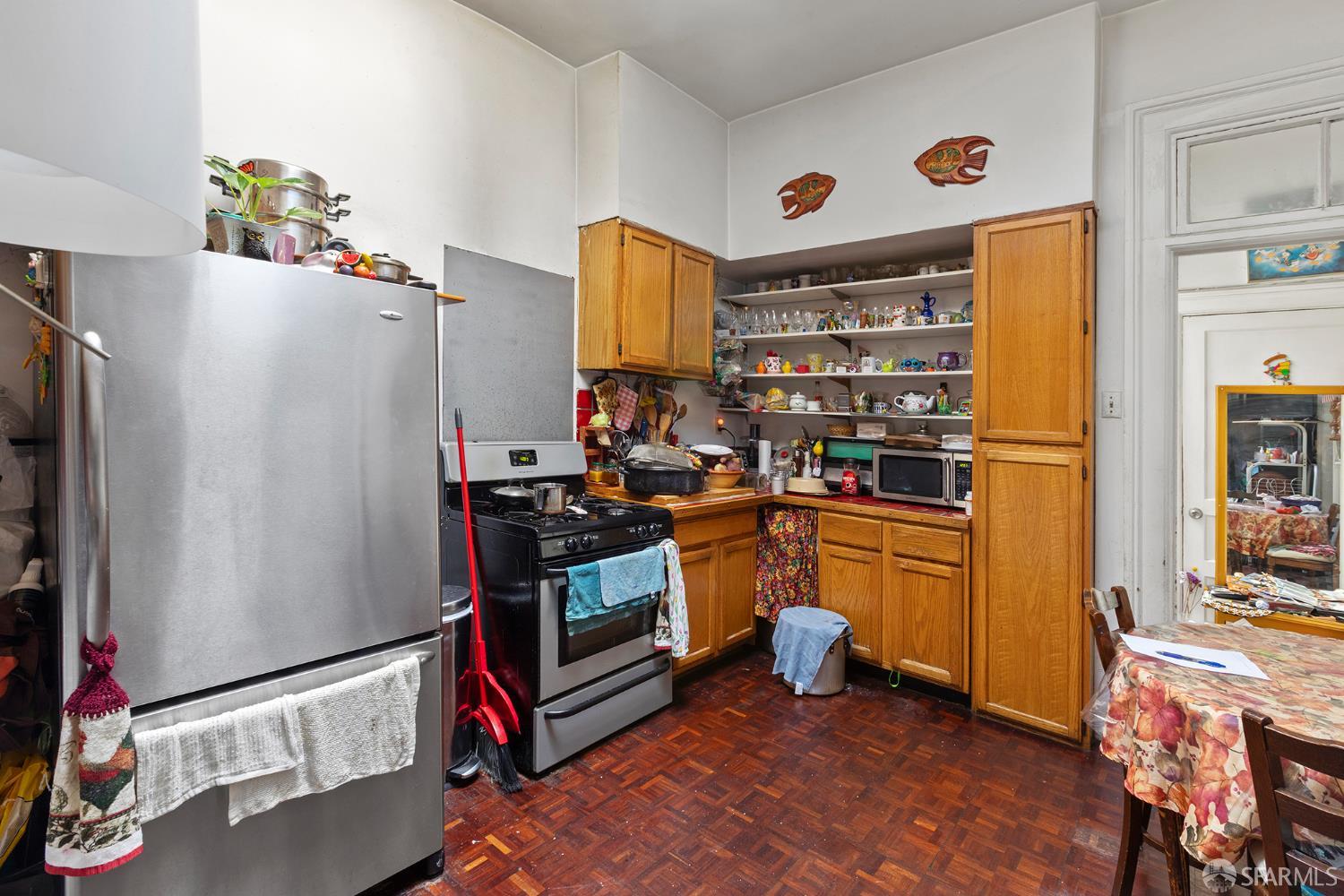 Detail Gallery Image 6 of 20 For 1134 Treat Ave, San Francisco,  CA 94110 - – Beds | – Baths