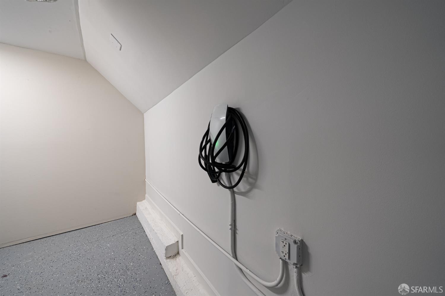 Detail Gallery Image 34 of 62 For 62 Bronte St, San Francisco,  CA 94110 - 2 Beds | 2 Baths