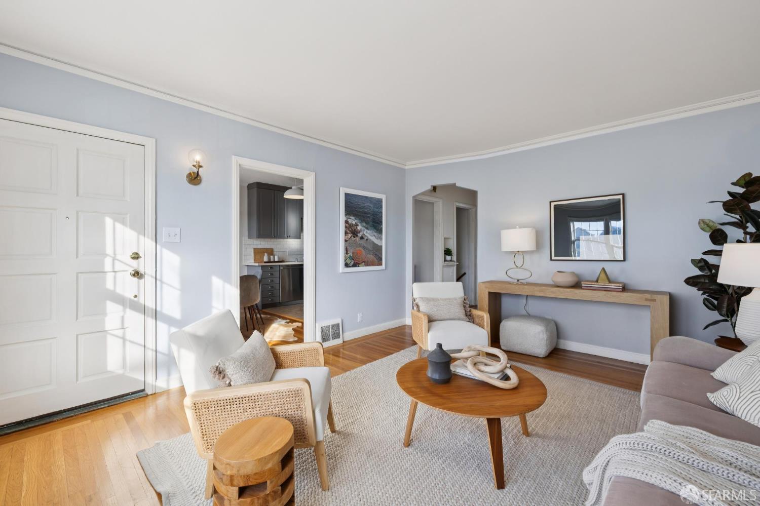 Detail Gallery Image 6 of 34 For 2574 46th Ave, San Francisco,  CA 94116 - 2 Beds | 1 Baths