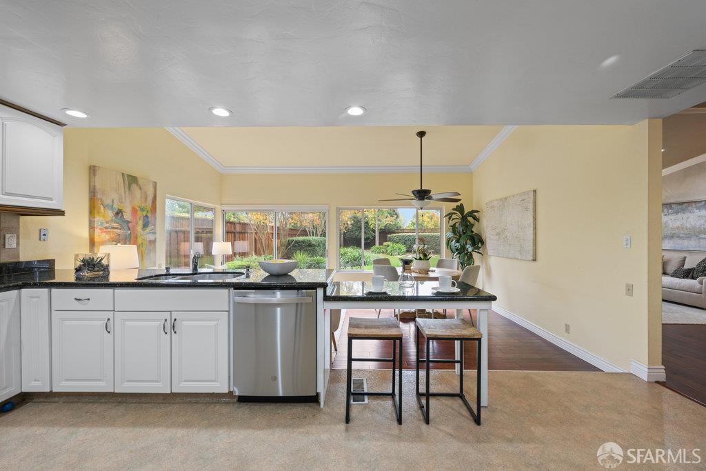 Detail Gallery Image 18 of 58 For 4572 Ross Gate Way, Pleasanton,  CA 94566 - 3 Beds | 2 Baths