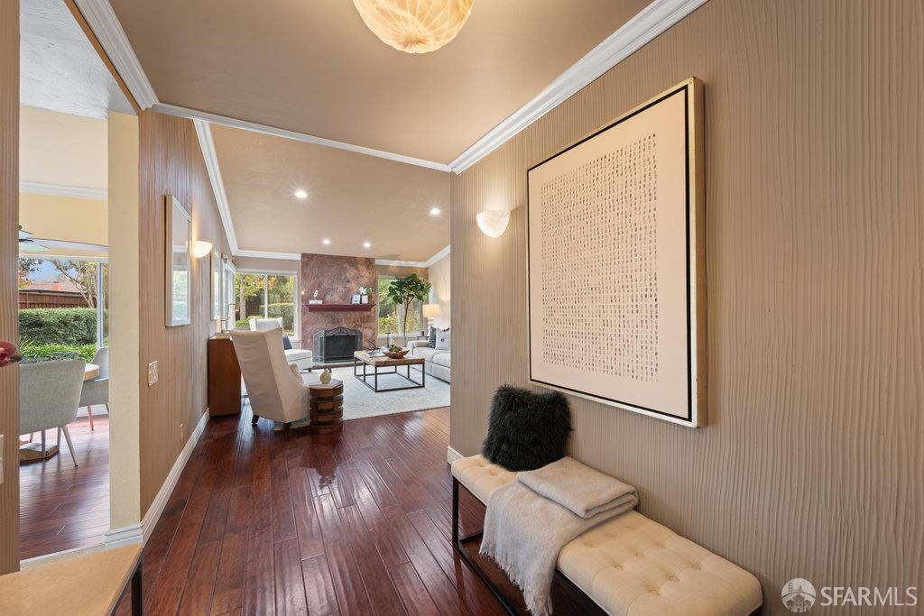 Detail Gallery Image 4 of 58 For 4572 Ross Gate Way, Pleasanton,  CA 94566 - 3 Beds | 2 Baths