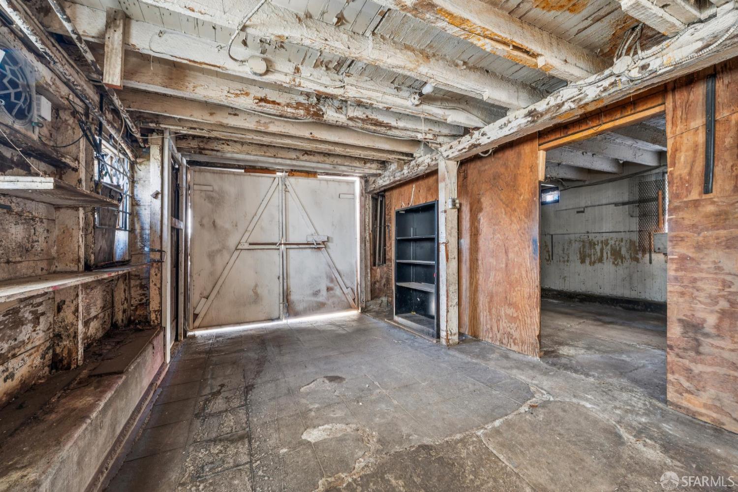 Detail Gallery Image 38 of 47 For 670 Sycamore St, Oakland,  CA 94612 - 2 Beds | 1 Baths