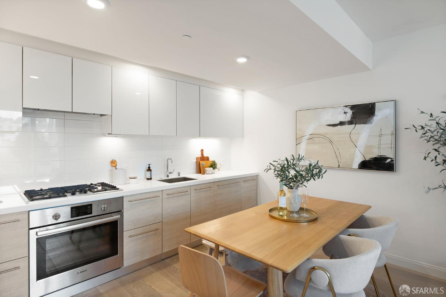 Detail Gallery Image 7 of 36 For 555 Fulton St #301,  San Francisco,  CA 94102 - 1 Beds | 1 Baths