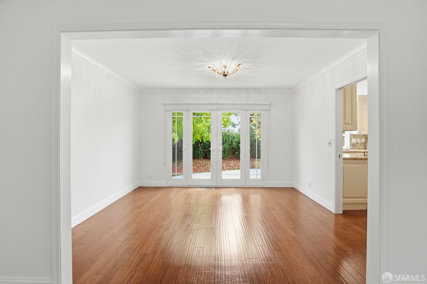 Detail Gallery Image 6 of 30 For 5756 Amend Rd, El Sobrante,  CA 94803 - 6 Beds | 3 Baths