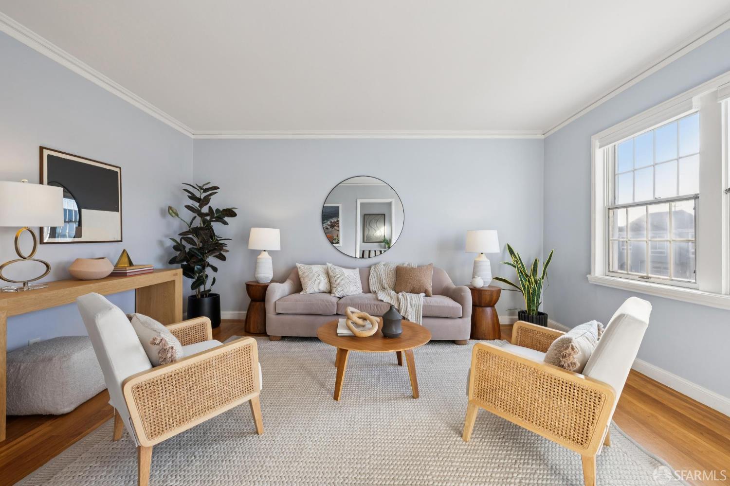 Detail Gallery Image 4 of 34 For 2574 46th Ave, San Francisco,  CA 94116 - 2 Beds | 1 Baths