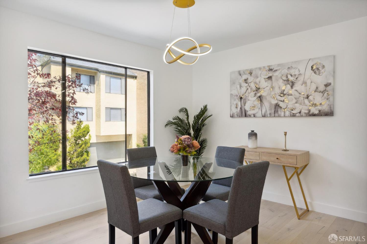 Detail Gallery Image 16 of 42 For 134 Galewood Cir, San Francisco,  CA 94131 - 2 Beds | 2/1 Baths