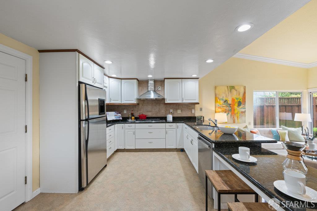 Detail Gallery Image 16 of 58 For 4572 Ross Gate Way, Pleasanton,  CA 94566 - 3 Beds | 2 Baths