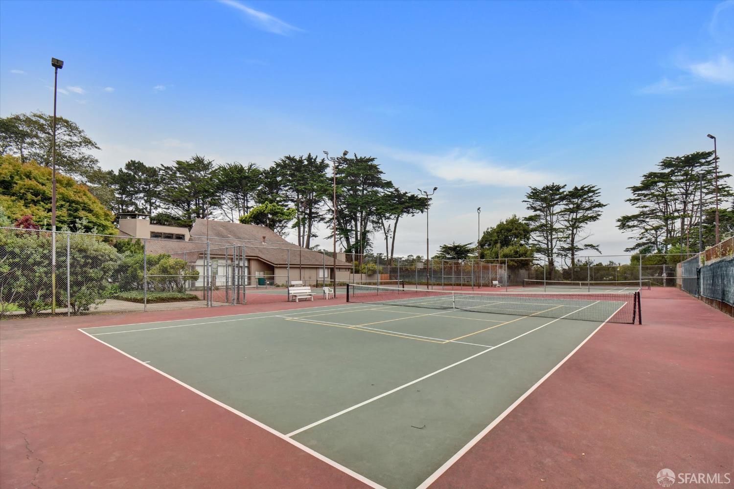 Detail Gallery Image 66 of 71 For 115 S Lake Merced Hls, San Francisco,  CA 94132 - 3 Beds | 2/1 Baths