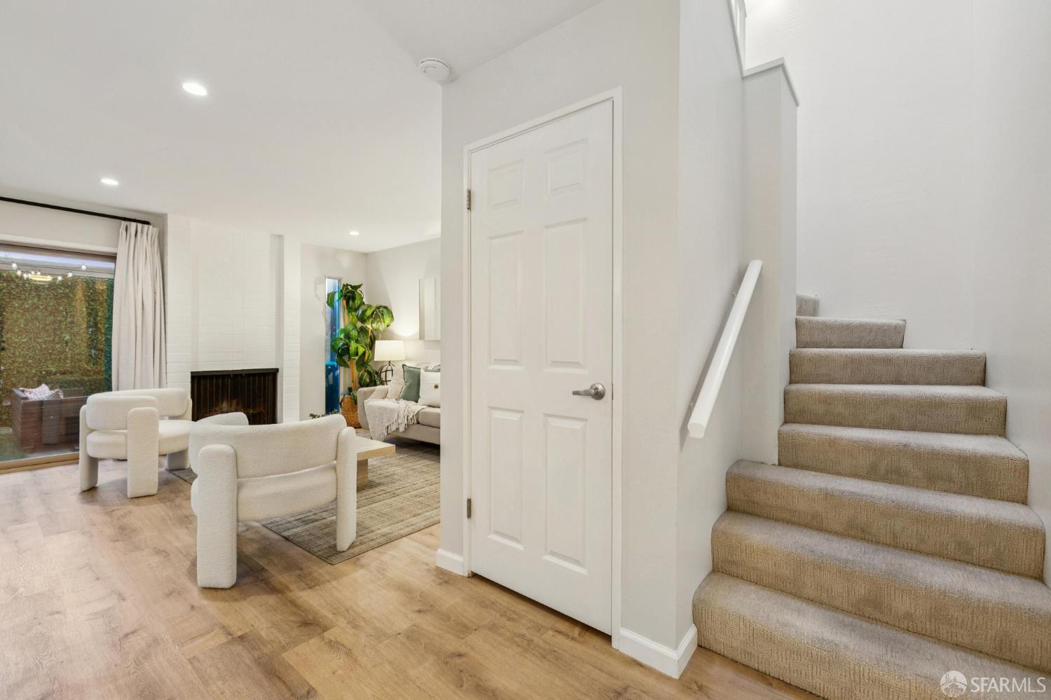 Detail Gallery Image 18 of 51 For 1152 Admiralty Ln, Alameda,  CA 94502 - 3 Beds | 1/1 Baths